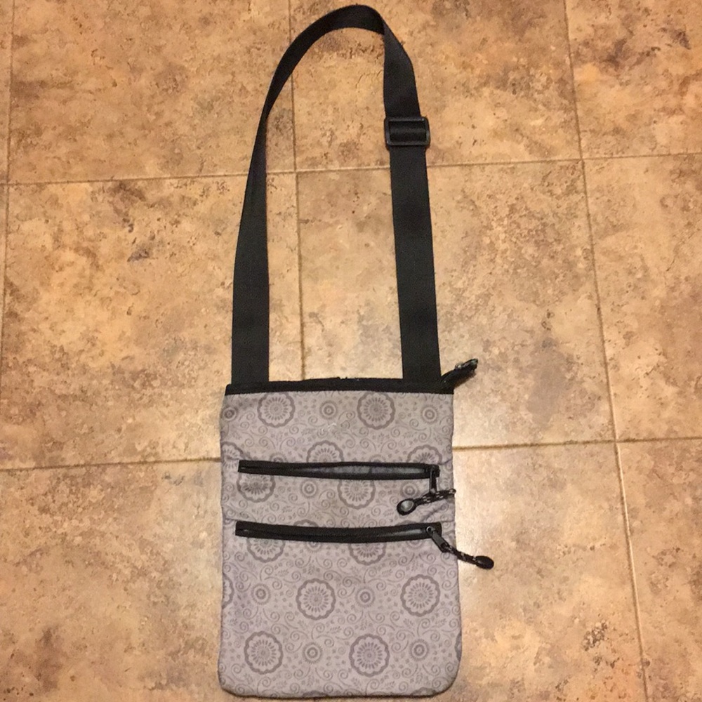 Eddie Bauer Purse